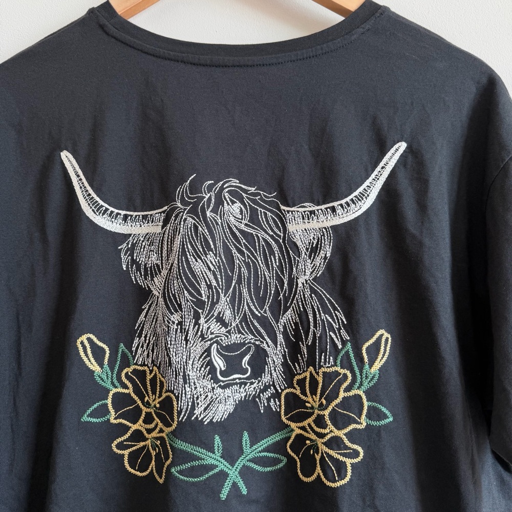 House of Cotton Yak Graphic Tee - Picture 7 of 7
